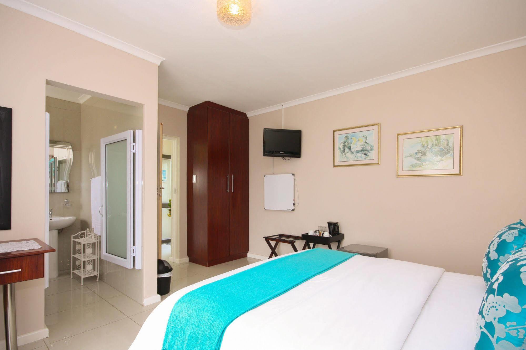 Le Blue Guesthouse Port Elizabeth Exterior foto